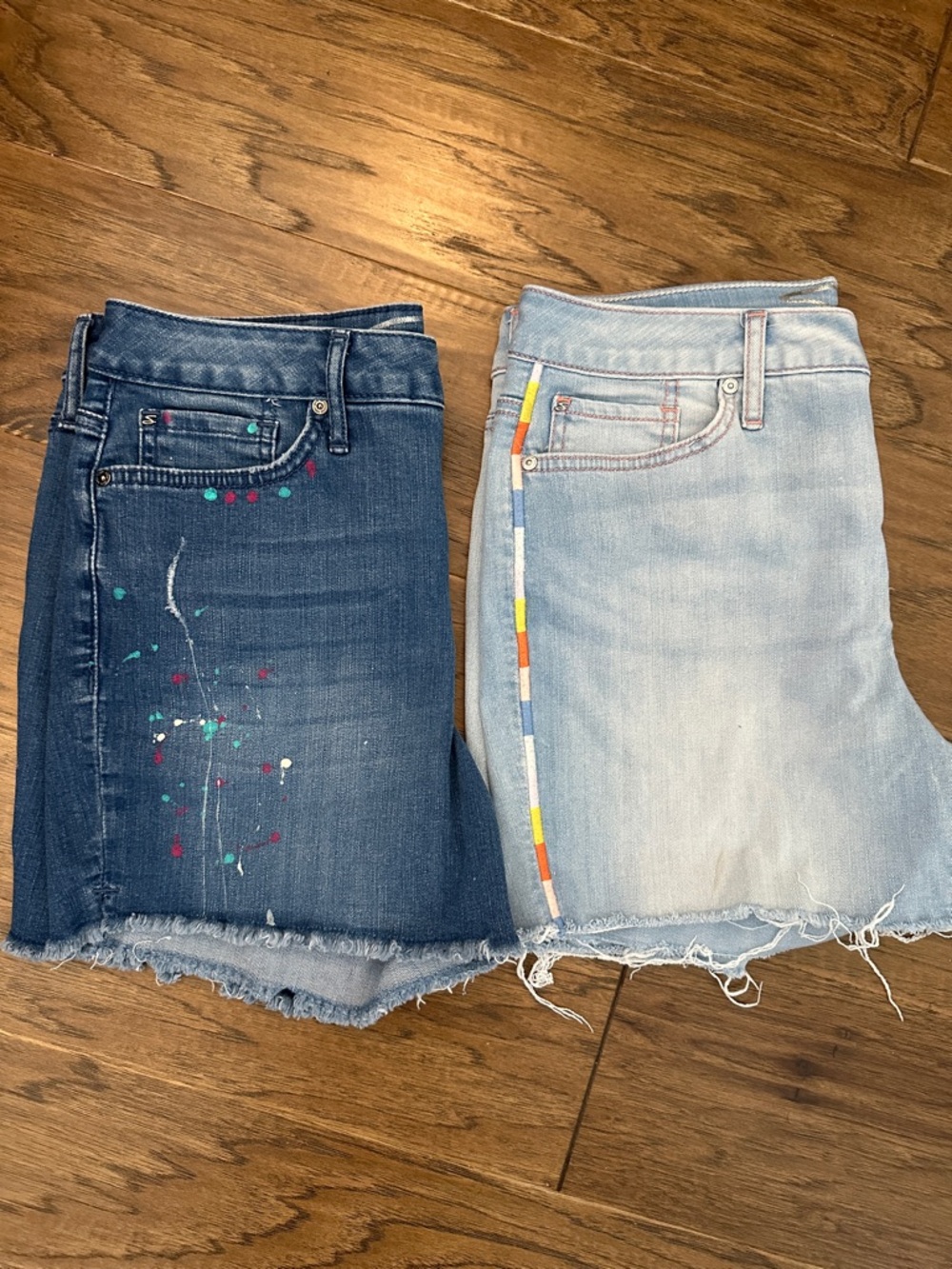 Seven7 BUNDLE Two-Tone Denim Shorts SZ 8 with Paint-Effect & Embroidery Trim